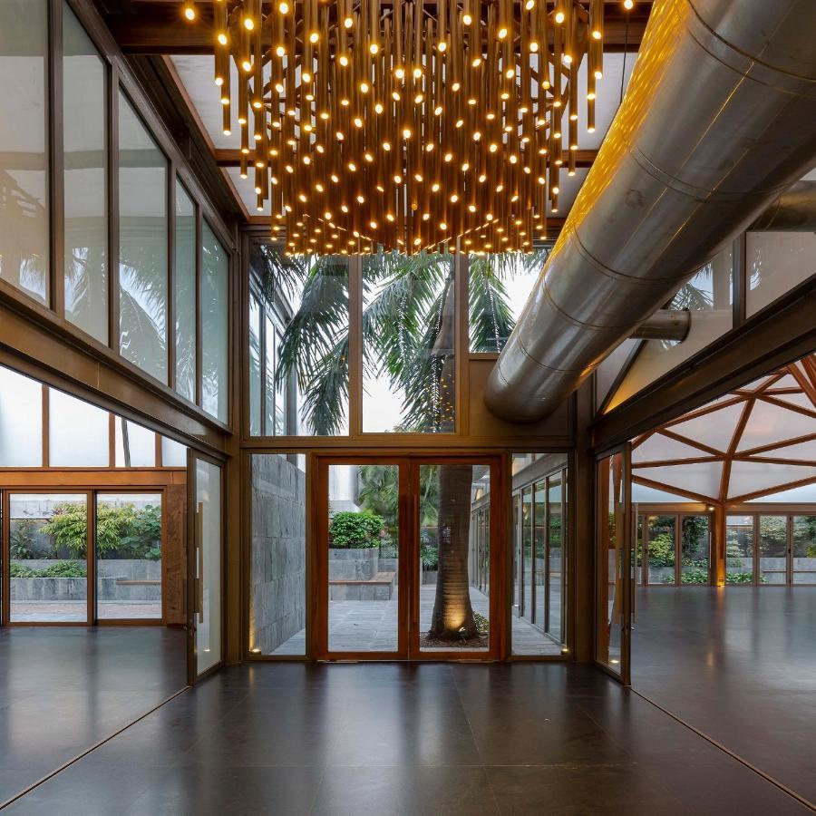 Hotel Crystal Palace Meerut Exterior photo