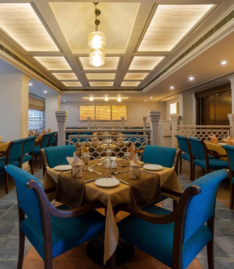 Hotel Crystal Palace Meerut Exterior photo